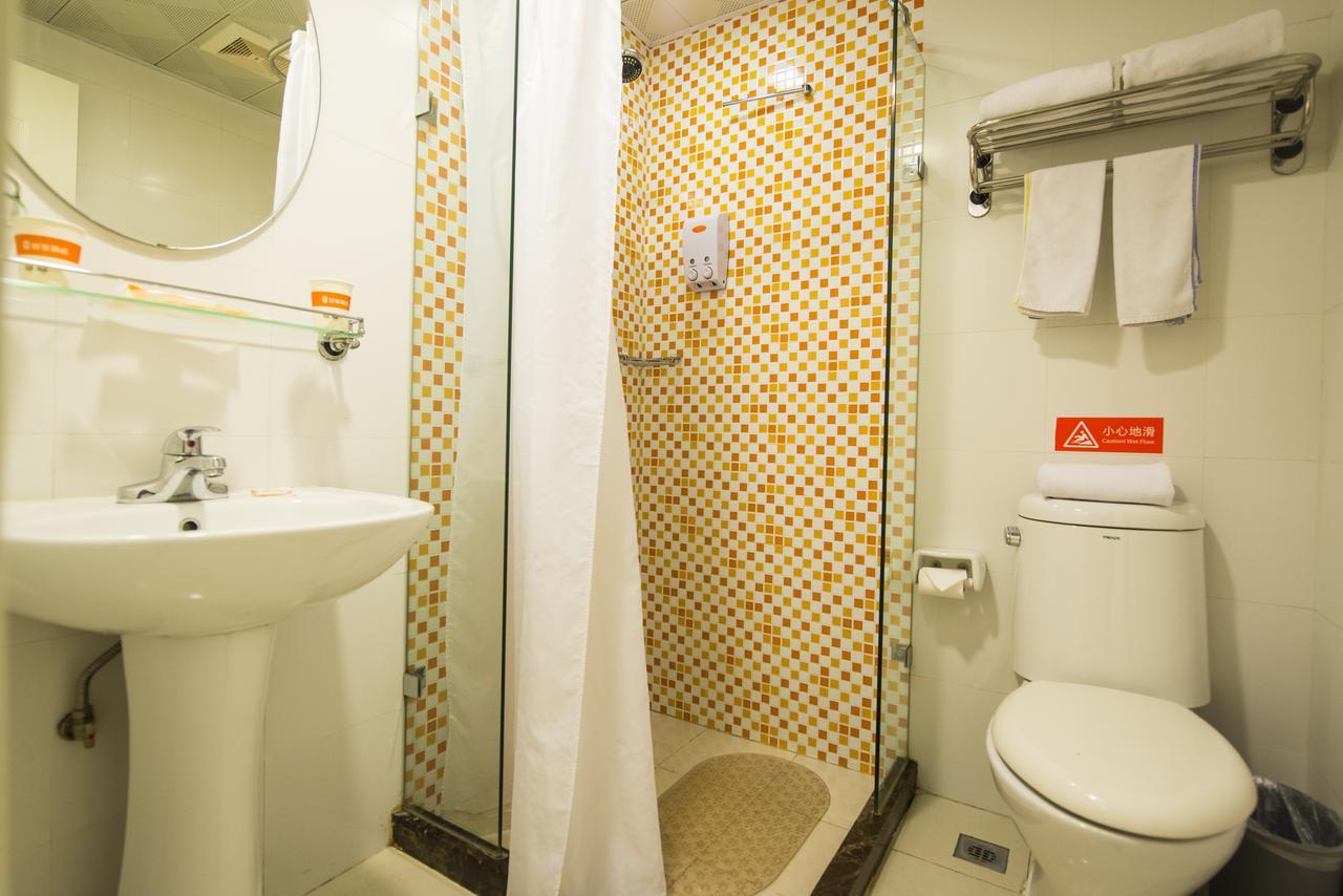 Home Inn Shanghai Hongqiao Terminal Jinshajiang Road Changfeng ภายนอก รูปภาพ